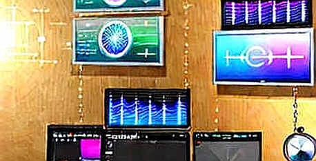 The Farcaster Signal: When a Protocol Admits Defeat, the Market Reads the Obituary The Farcaster Signal: When a Protocol Admits Defeat, the Market Reads the Obituary